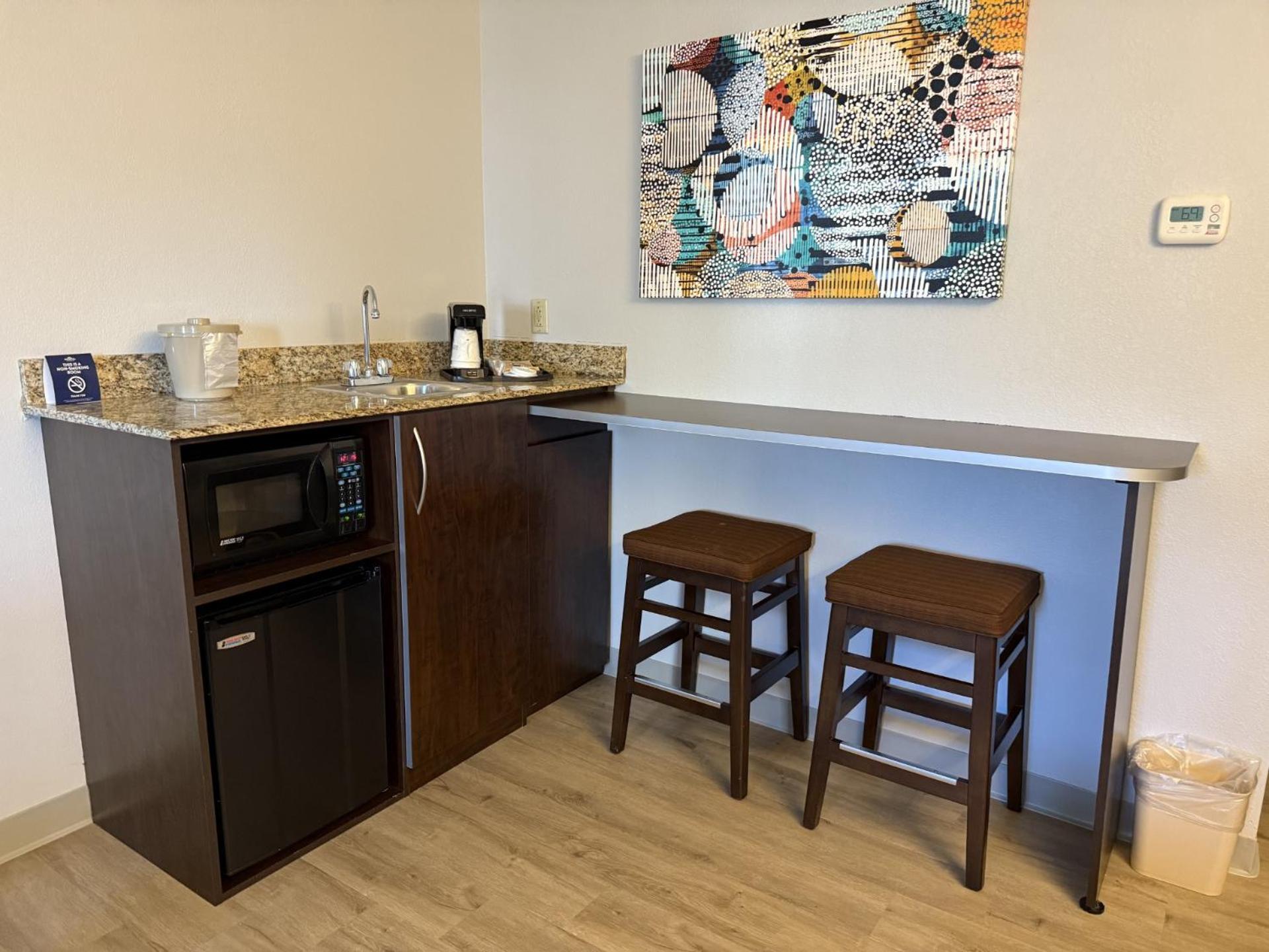 Microtel Inn & Suites By Wyndham Wheeling At The Highlands Triadelphia Buitenkant foto